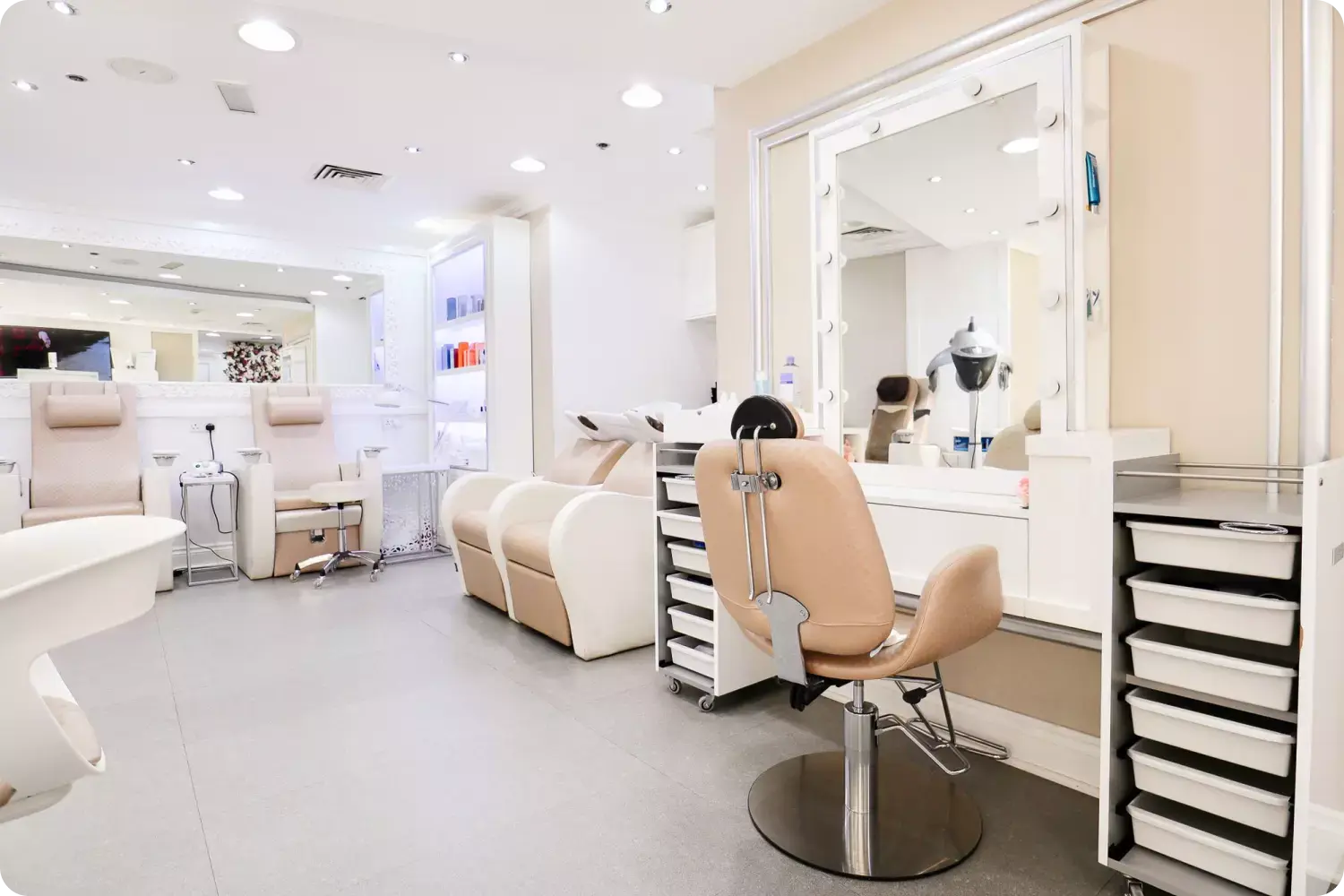Paulista salon interior